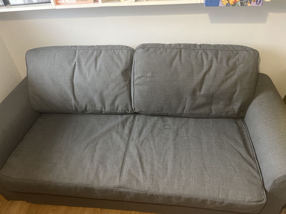 Szara sofa rozkładana