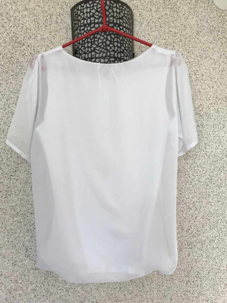 Біла дуже гарна блузка Exclusive, блуза 42 роз S