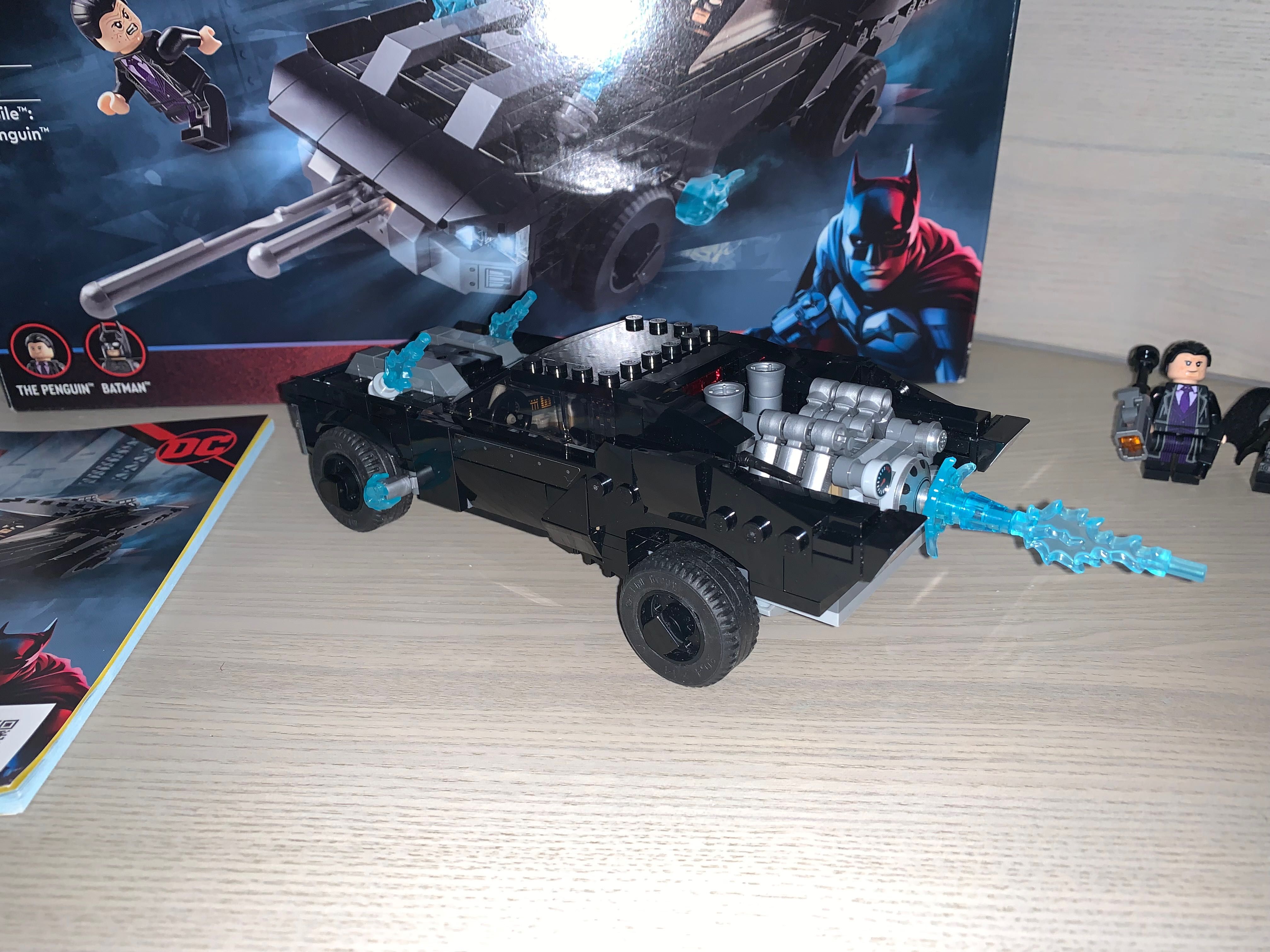 Lego DC Super Heroes 76181 Batman Batmobil Pościg za Pingwinem