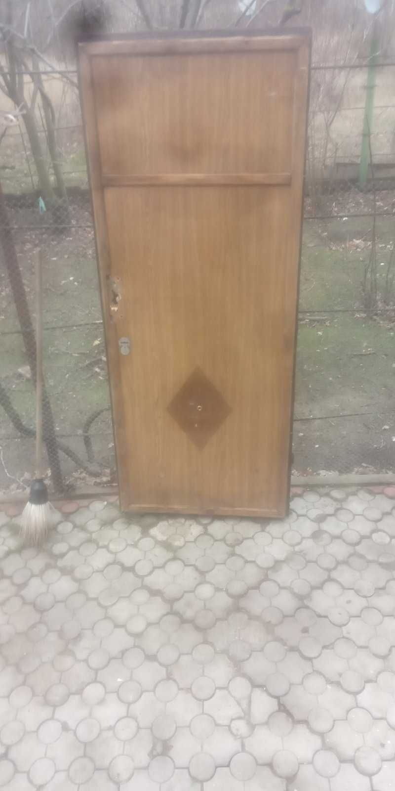 Дверь бронированная б/у без коробки