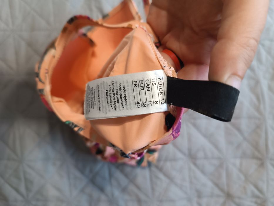 Купальник сдельный цветочный принт размер L - XL