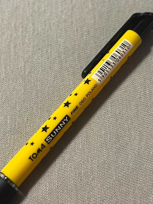 Czarny długopis szkoła school black