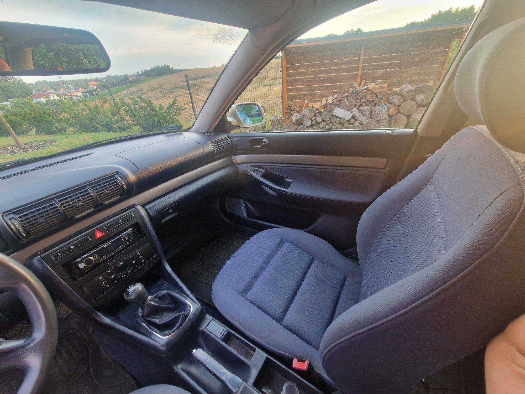 Audi A4 B5 kombi  1.6 + LPG