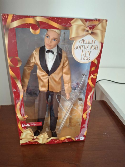 Boneca Ken Holyday 2025