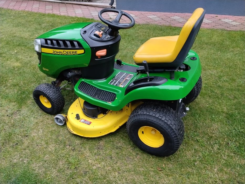 Kosiarka traktorek John Deere D 105