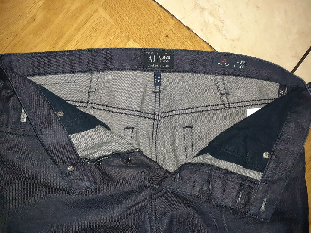 Spodnie jeans  Armani