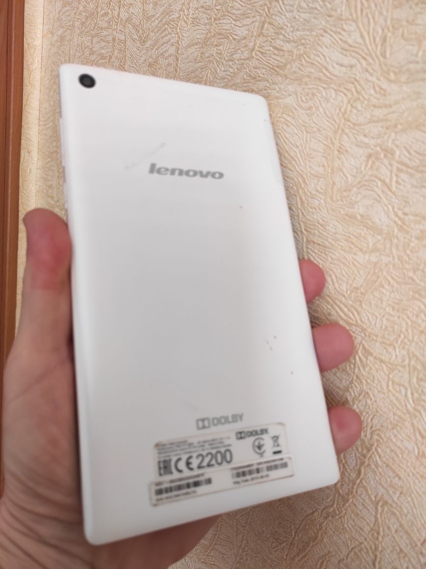 Планшет Lenovo Tab 2 A7-30DC 7" не рабочий