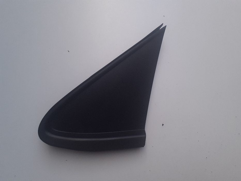 Opel Mokka błotnik plastik trójkąt Oryginał