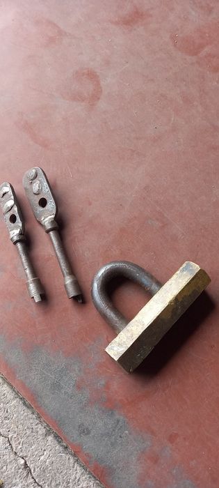 Замок гараж, замок склад, замок винтовой двери