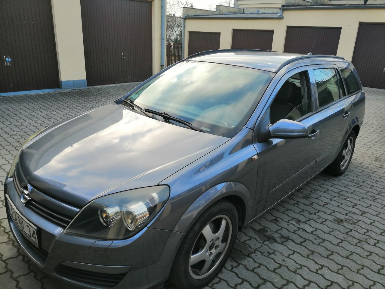 Opel Astra H kombi 1.6l