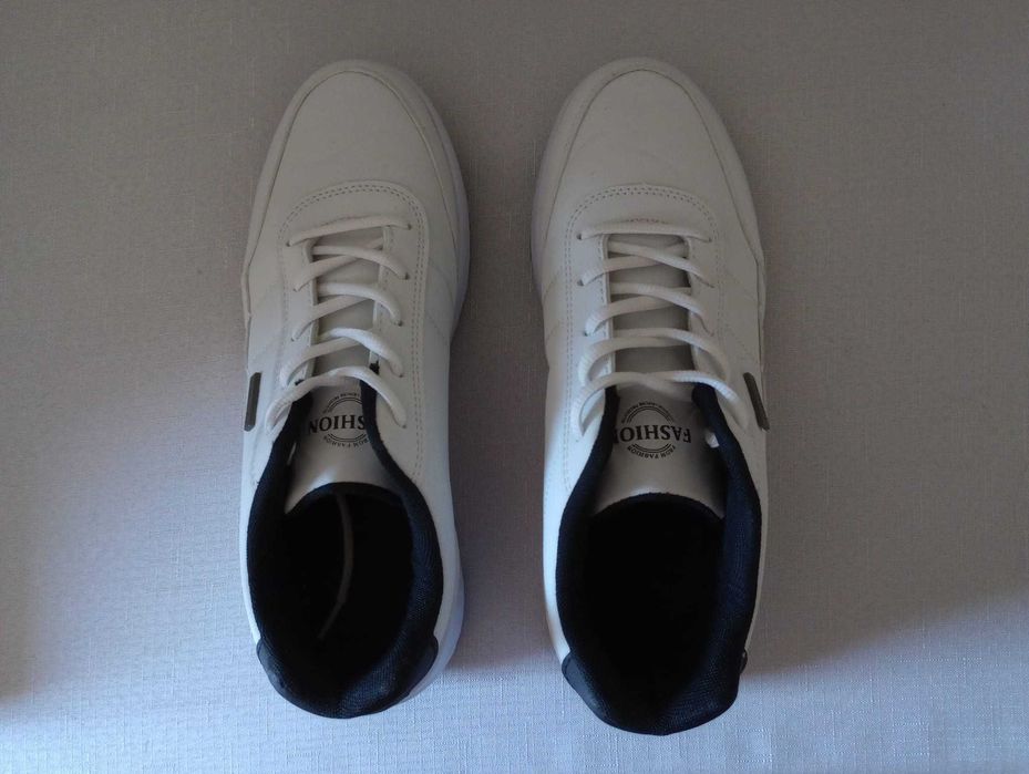 Tenis brancos bom preço N 42