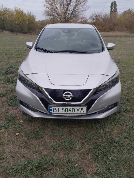 Nissan Leaf SV 2021