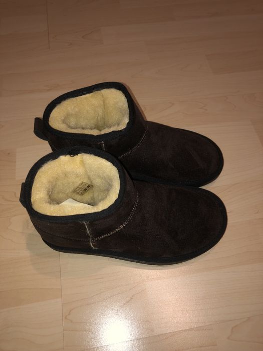 Brązowe śniegowce z beżowym futerkiem