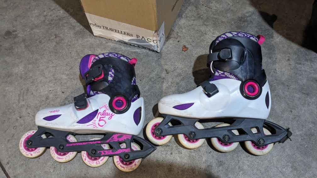 Vendo patins de menina ajustáveis 32/35