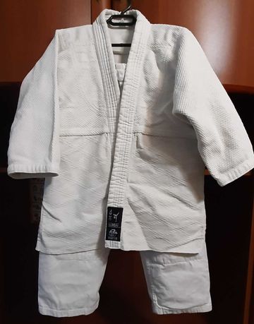 Продам кимоно judo combat.