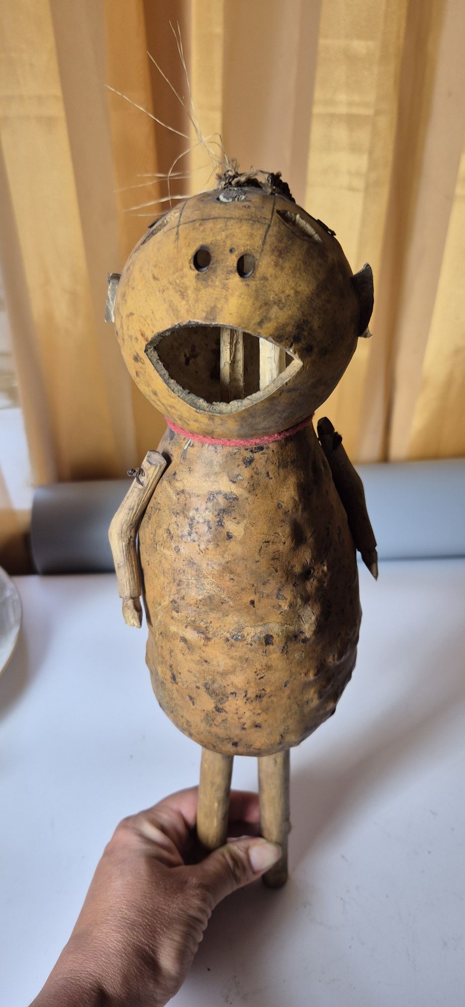 Stara grzechotka afrykańska lalka z tykwy z Kenii vintage