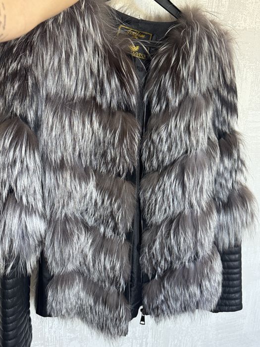 Продам шубу Чернобурка