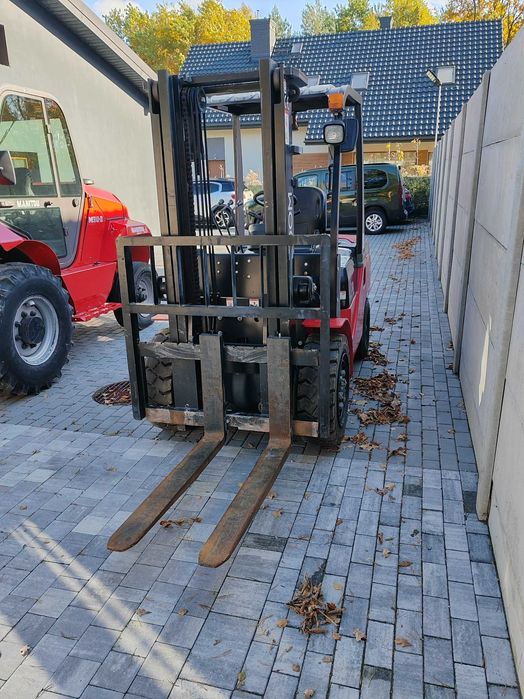 Wózek Widłowy Diesel 2021 rok Zoom Hangha 3Tony na 3 metry