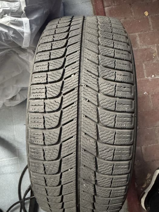зимові Michelin X-Ice (Green X) розмір 215/55 R17
