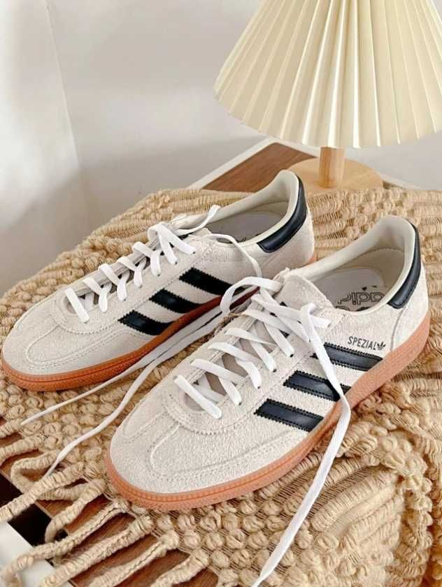 adidas Handball Spezial  (Women's)37⅓