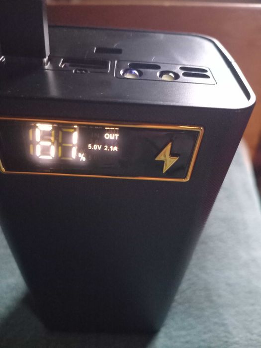 Новый.Мощный повербанк