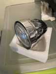 Farol metálico para Harley ou chopper marca ADJURE