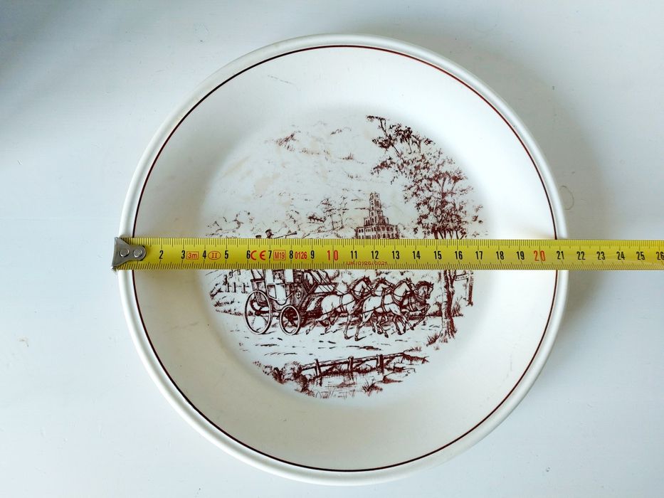 2 pratos Sado Internacional 21,5 cm