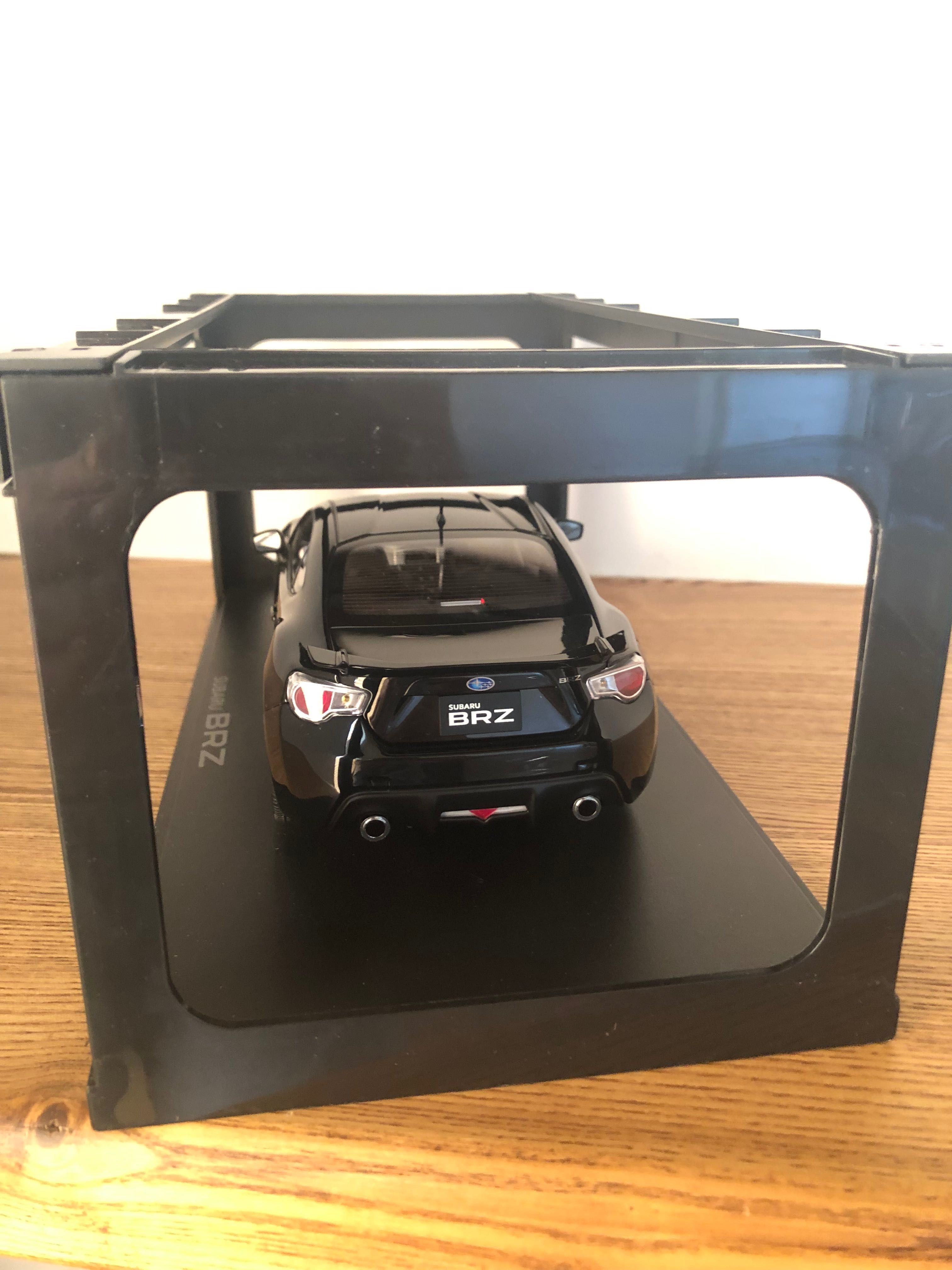 subaru brz 1/18 autoart