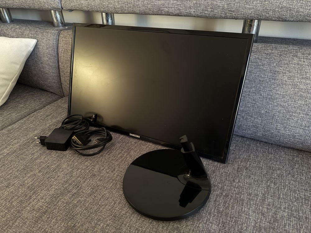 Monitor Samsung 23,5” 60Hz
