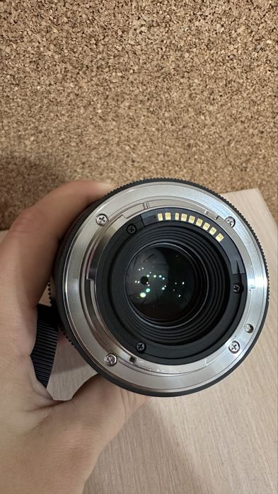 Ширококутний обʼєктив для Canon EF-M систем - Sigma AF 16mm f / 1.4