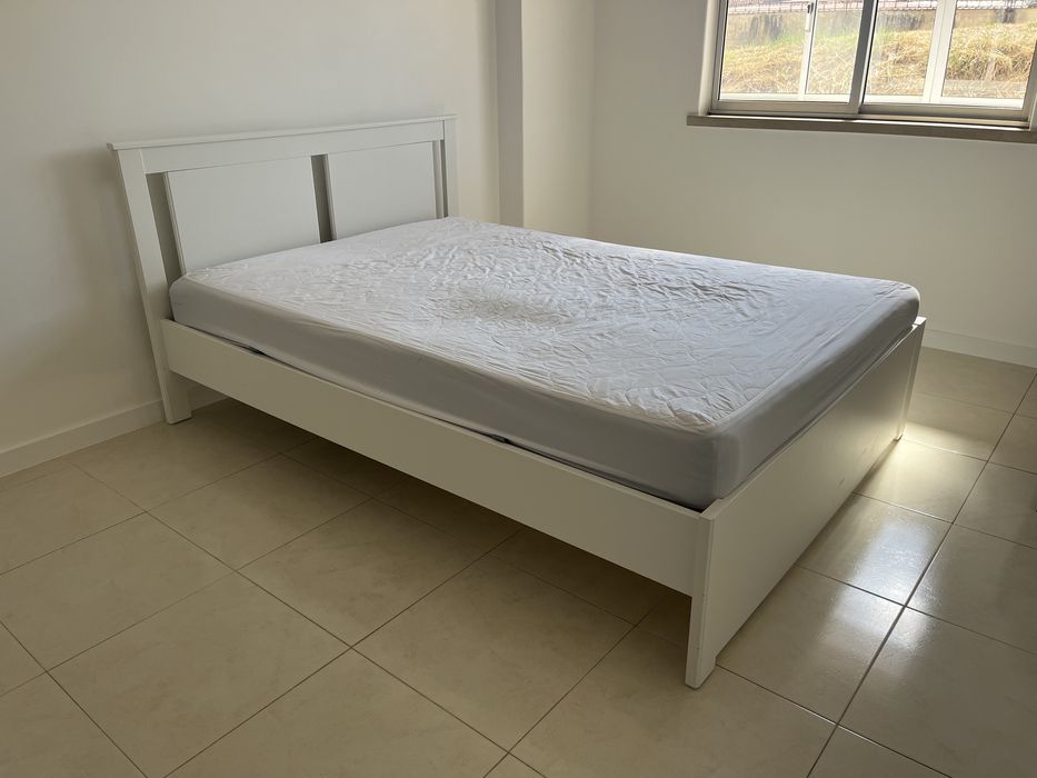 Cama IKEA SONGESAND com colchão