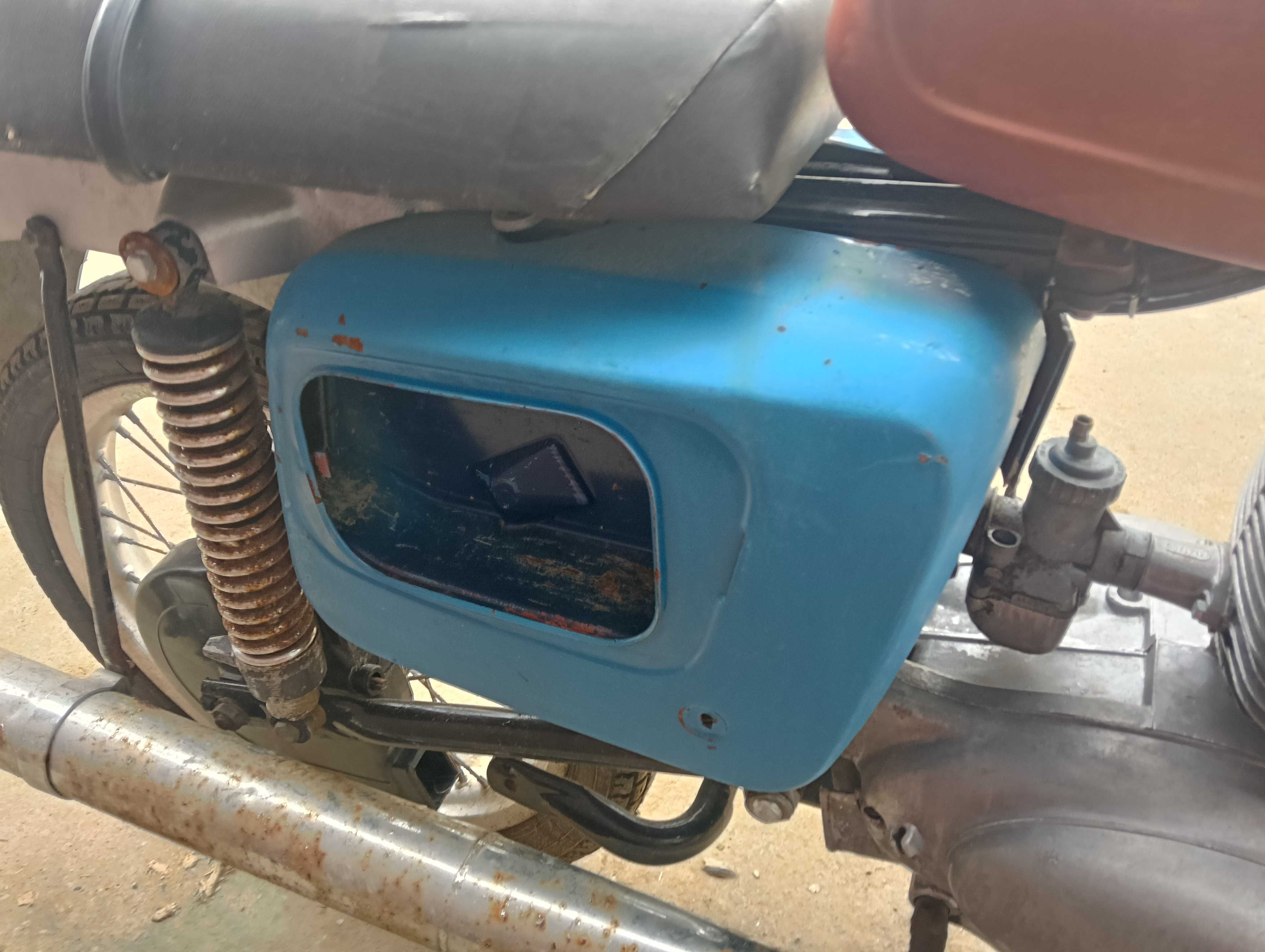 Boczek Prawy MZ TS 125 / TS 150 ES 125 Trophy Oryginał Osłona Boczna