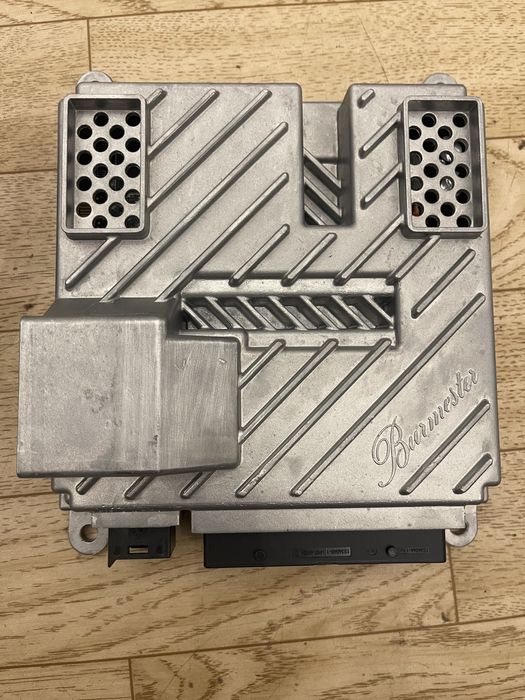 Продам модуль усилителя звука Burmester Mercedes E Class 213