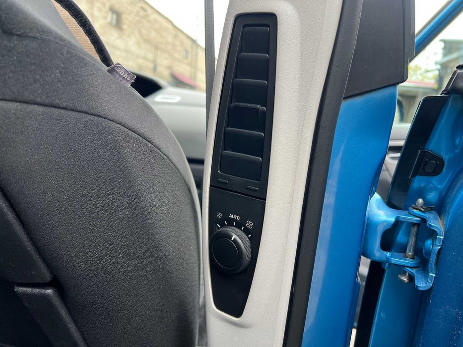 Citroen C4 Picasso 2008 I покоління (FL) • 2.0 AT (143 к.с.) • Urban