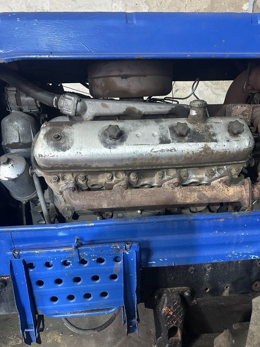 Т-150 з двигуном ЯМЗ-238