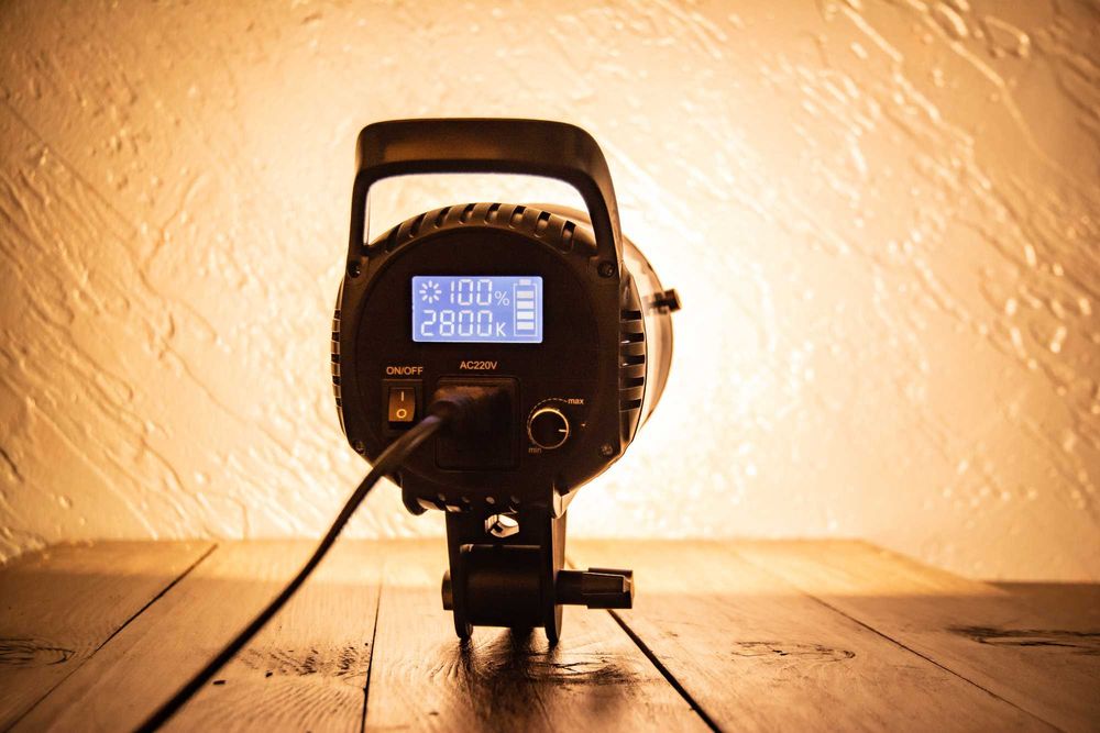 Постійне Світло Andoer LM135Bi. Студія | Фото | Відео | Блог -135 Watt