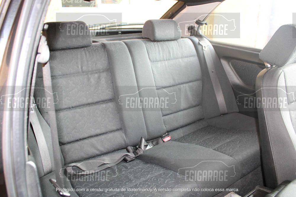 BMW E36 316I Compact_Para Peças