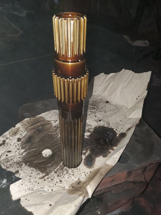 Вал тормозний мтз 1523