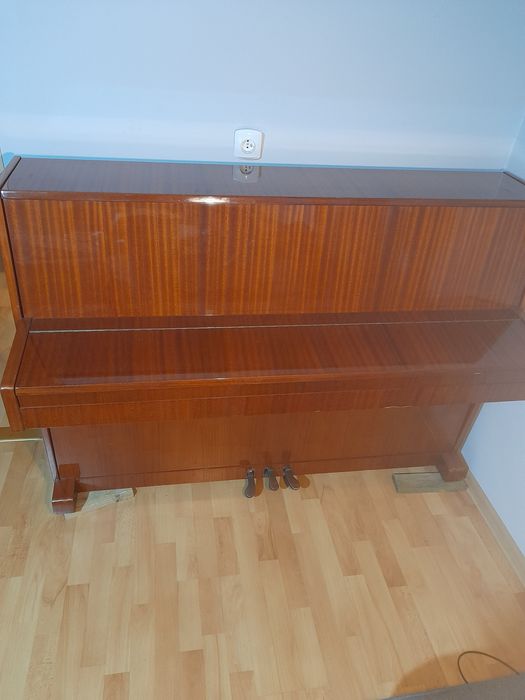 Pianino legnica sprawne