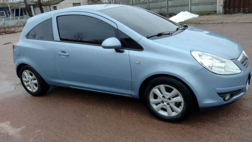 Opel Corsa 2009 1,2 бензин обмен опель корса