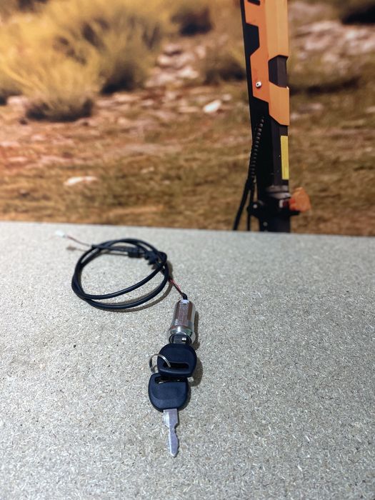 Stacyjka do Hulajnogi KuKirin G4 , manetka G4, G2 , G3