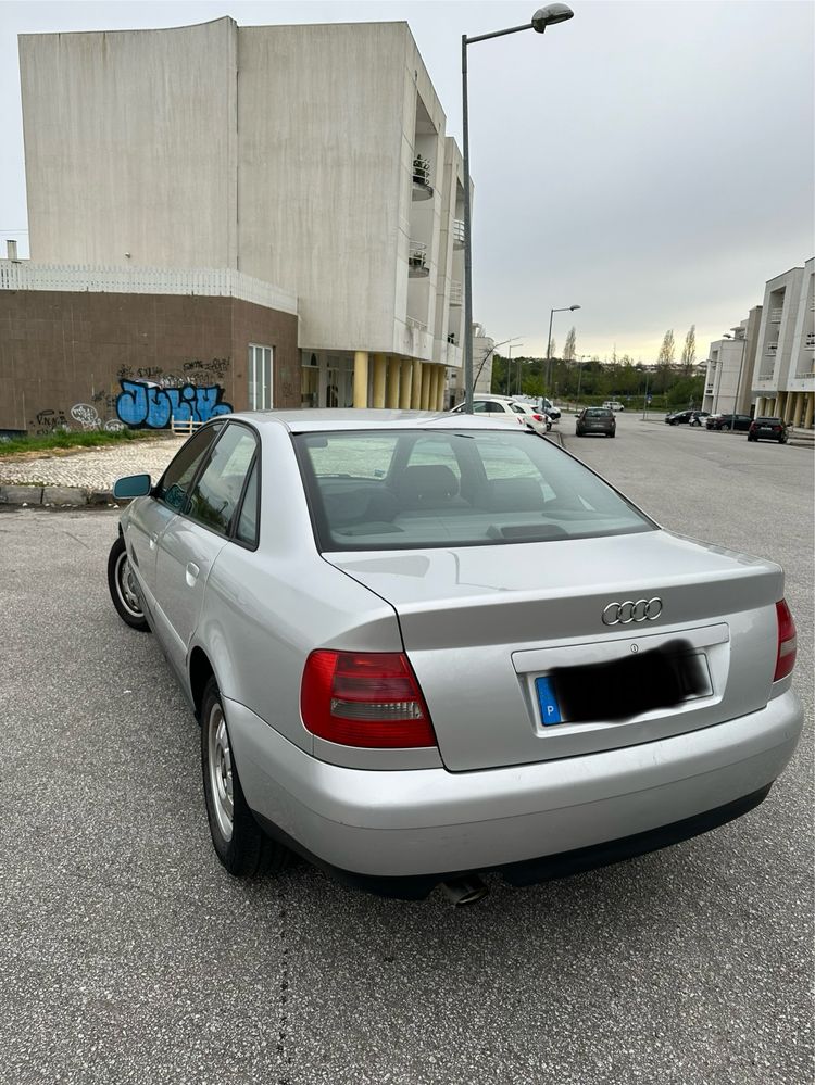 Audi A4 b5 ano 2000