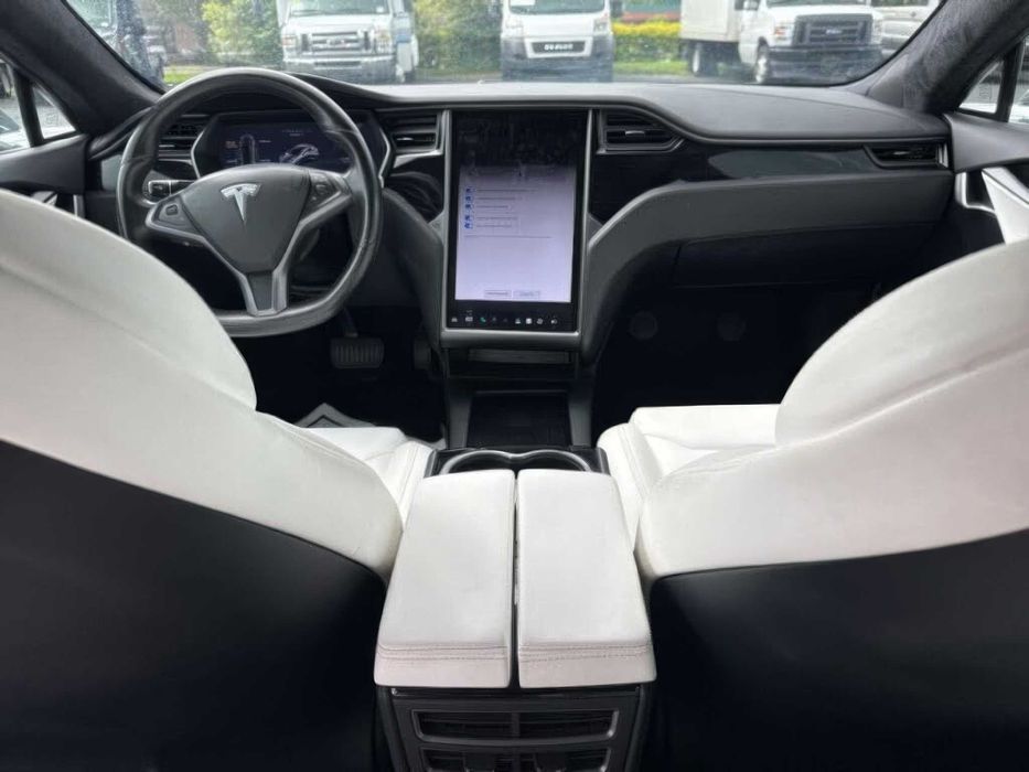 Tesla Model S 100D      2019