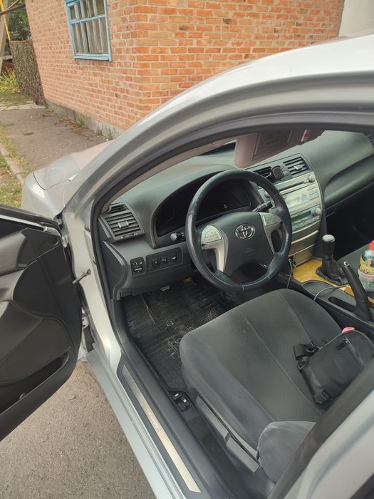Автомобіль Тойота