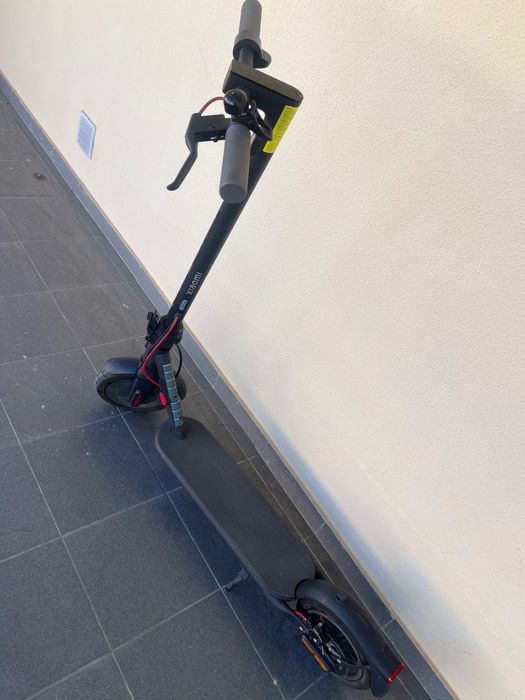 Trotinete Xiaomi electric scooter 4