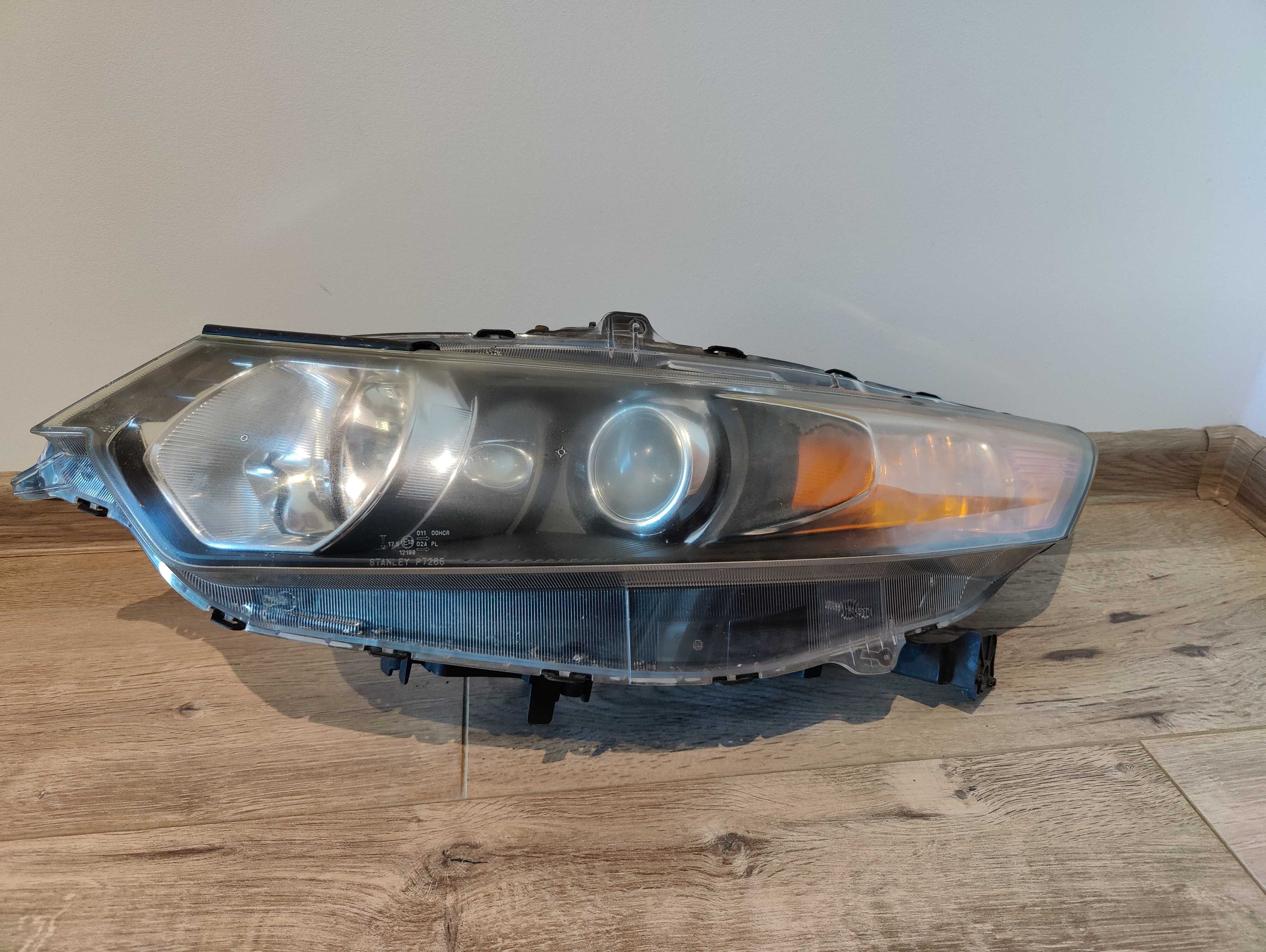 Lampa Honda Accord VIII 2008 przednia lewa