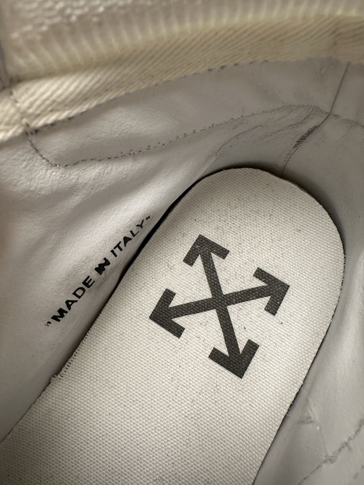 Off-White б/у (один раз обуты) 44 р