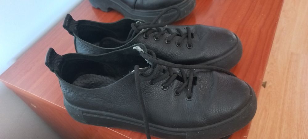 Туфлі підліткові, жіночі