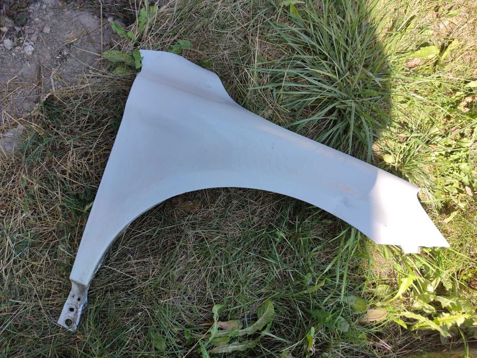 Błotnik Prawy Przód  Zderzak przod tyl XC 60 08-17r kolor 614 white