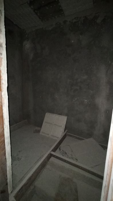 Здається приміщення . Черемушки.